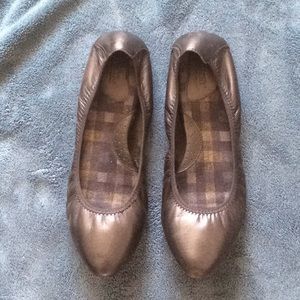 Born ballet flats